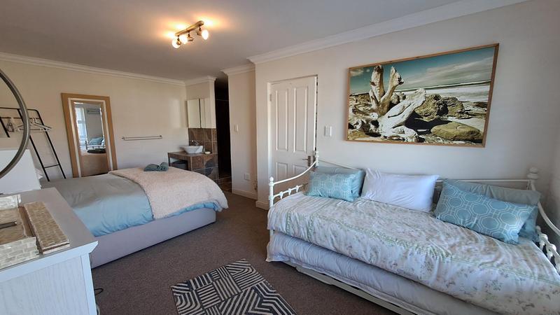 4 Bedroom Property for Sale in Stilbaai Wes Western Cape